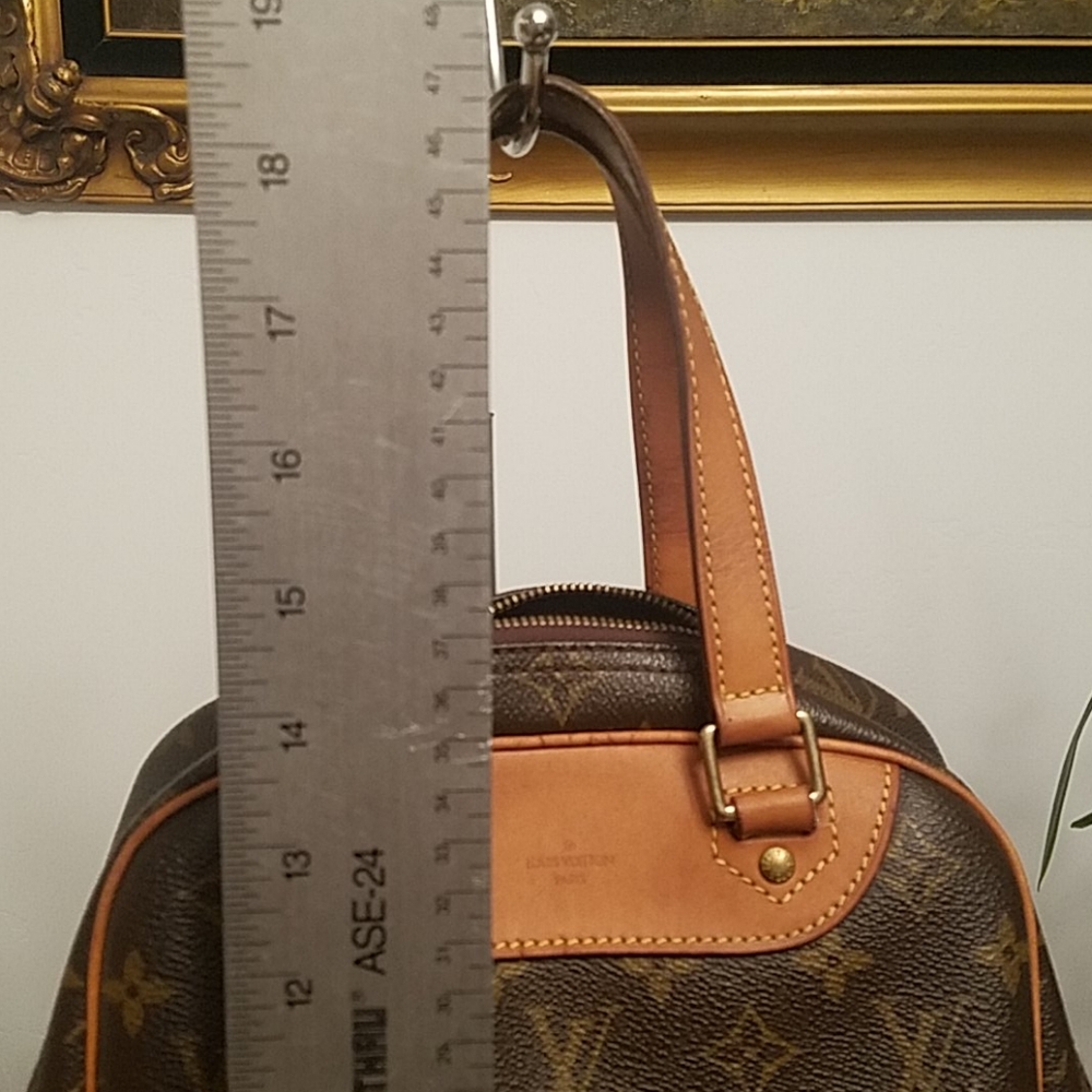 Lv excursion Monogram Bag - Picture 14 of 14